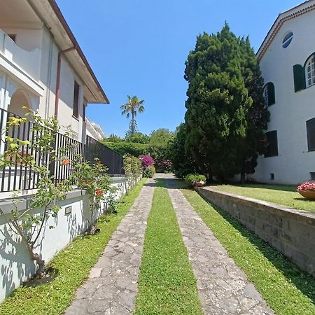 Апартаменты Casa Olivella Торре-дель-Греко Экстерьер фото