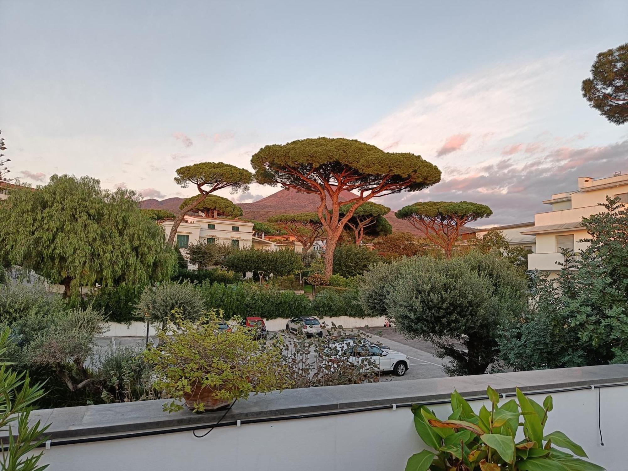 Апартаменты Casa Olivella Торре-дель-Греко Экстерьер фото